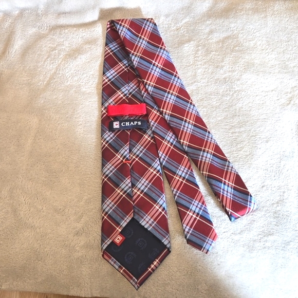 #265 Chaps Red & Blue Necktie Tie Silk - Picture 3 of 5